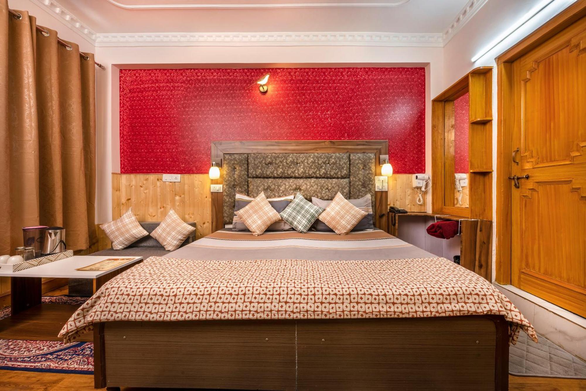 دارامشالا The Bougainvillea, Mcleodganj المظهر الخارجي الصورة